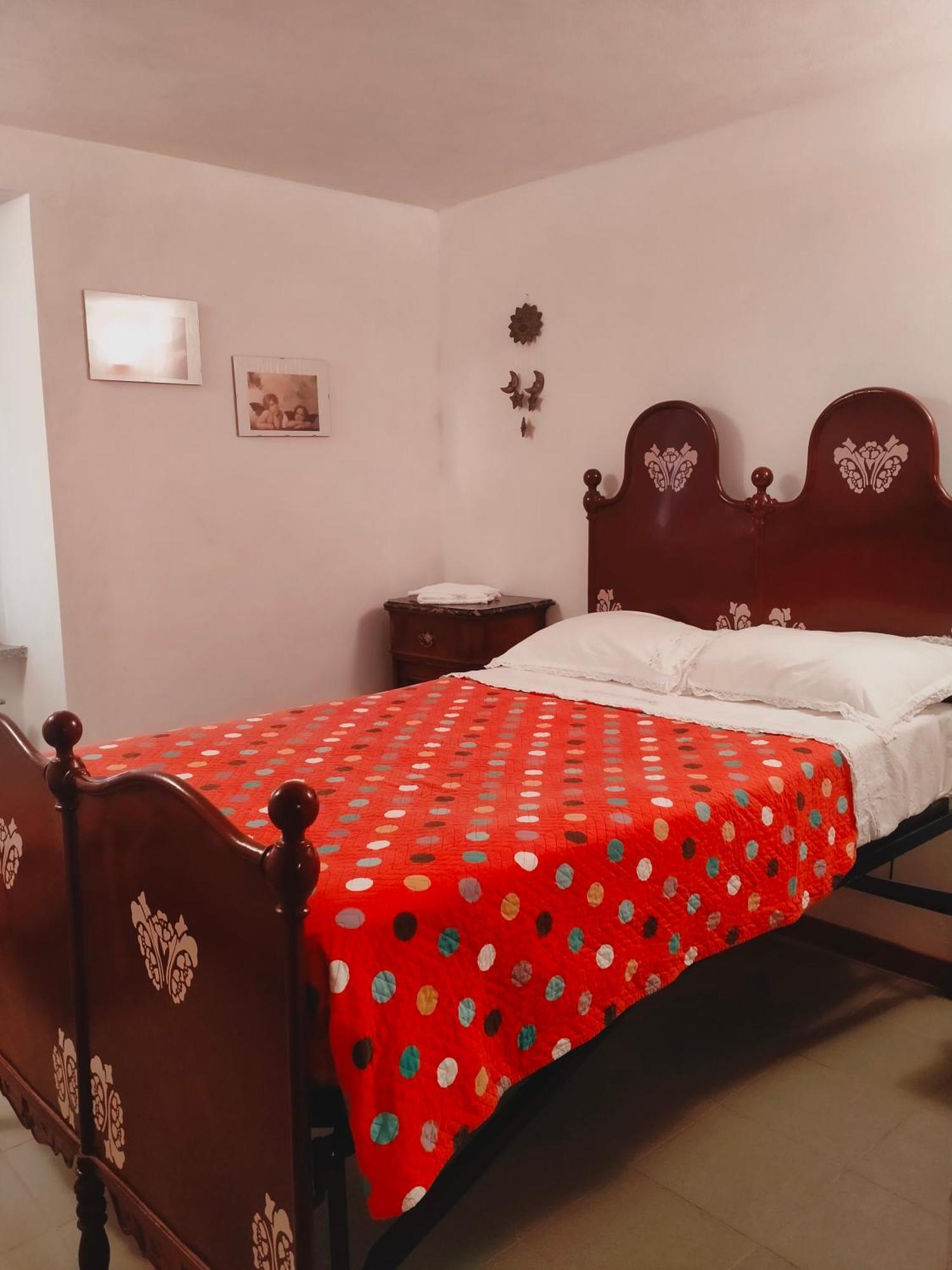 La Casetta Rosa Rocchetta di Vara Екстер'єр фото